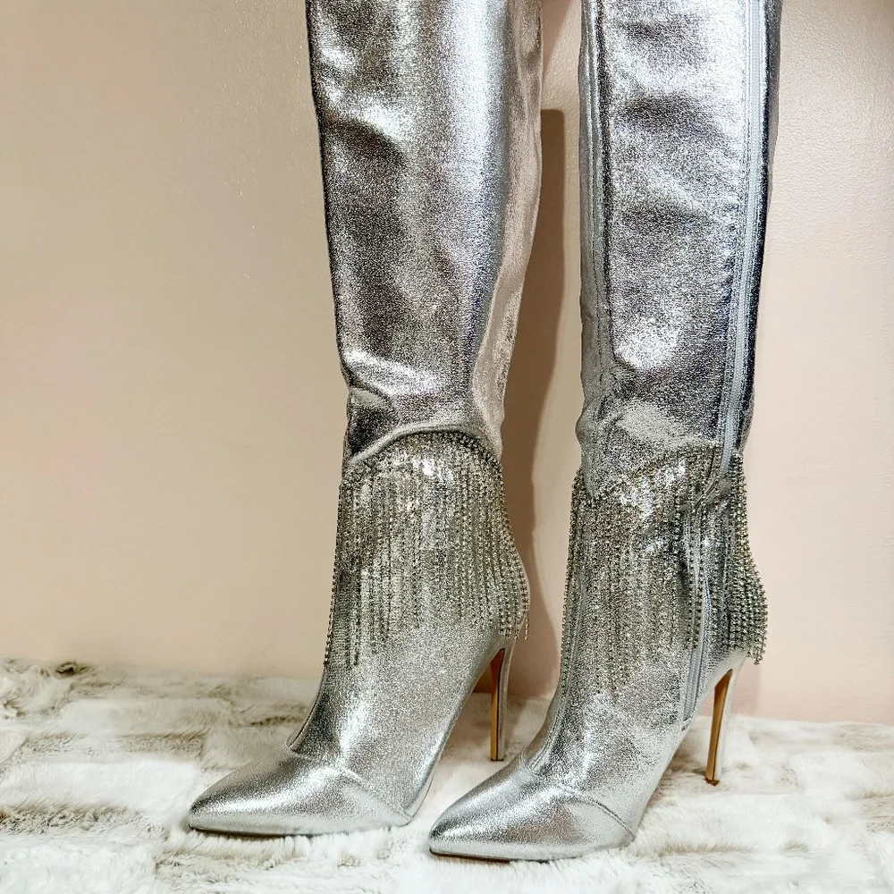 * Berness Silver Metallic W/Dangling Rhinestone Fringe 4 1/2